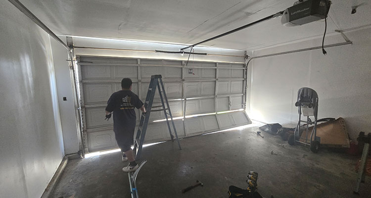 Garage & Gate Maintenance in Arlington