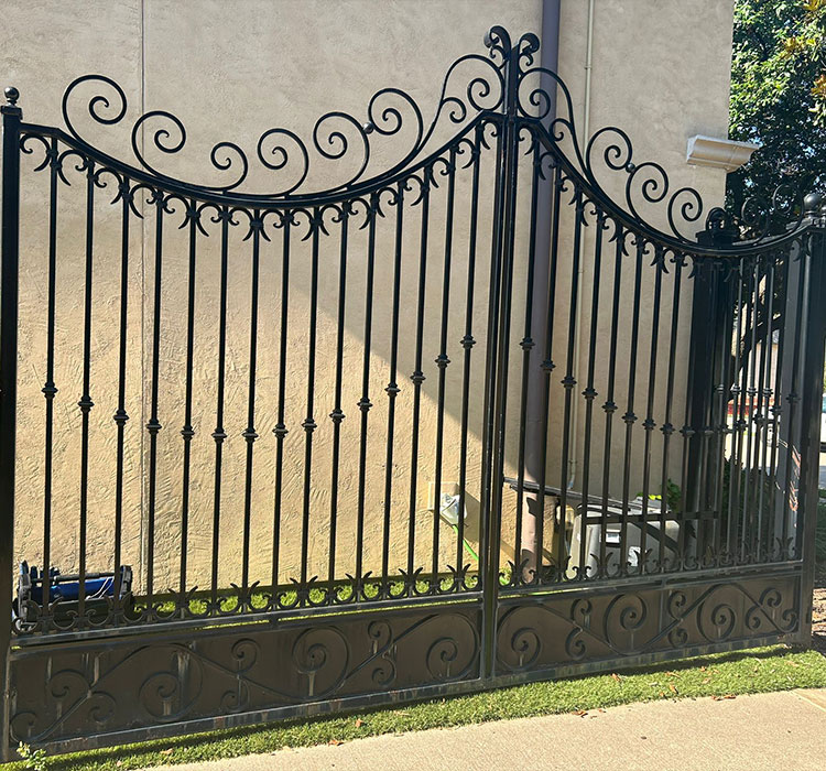 Emergency Gate Repairs in Garland