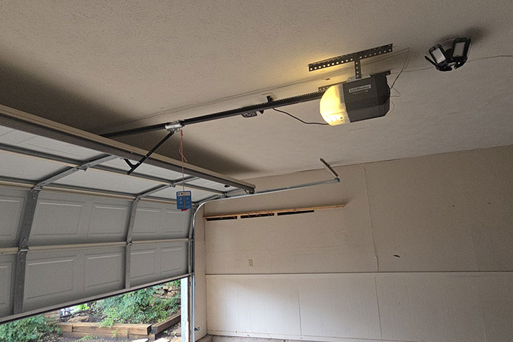 frisco-garage-door-sensor-fix - Garage Tec | Automatic Gates & Garage Door Repair