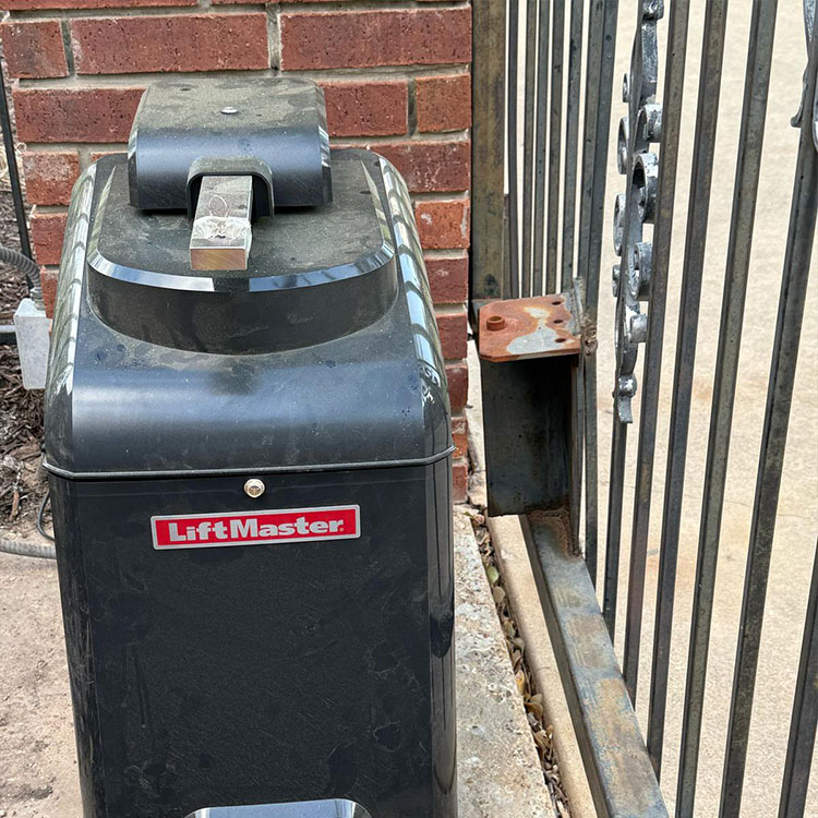 angleton-trusted-smart-gate-specialist - Garage Tec | Automatic Gates & Garage Door Repair