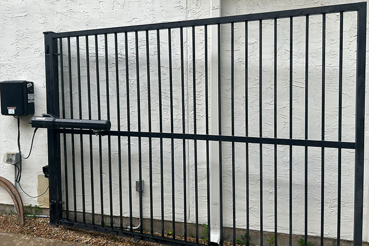 preferred-gate-company-in-cloverleaf - Garage Tec | Automatic Gates & Garage Door Repair