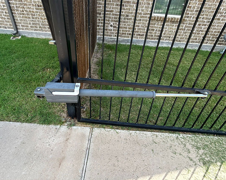 webster-electronic-gate-failure-webster - Garage Tec | Automatic Gates & Garage Door Repair